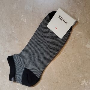 Stems Black Micro Striped No Show Socks